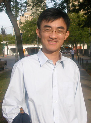 在芝加哥大学商学院金融系任教的华人之一